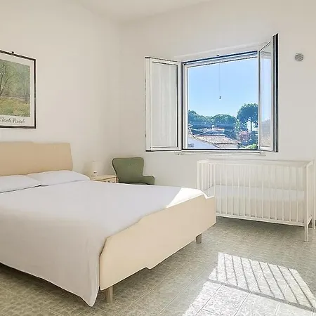 Апартаменты Amber Rooftop Карини